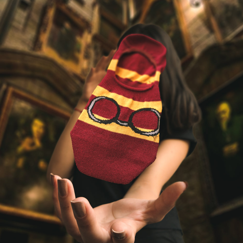 Balenzia x Harry Potter Potter 07, Lightning Bolt & Glasses, Platform 9 3/4 No Show Socks for Women(Pack of 3 Pairs/1U)- Yellow & Maroon