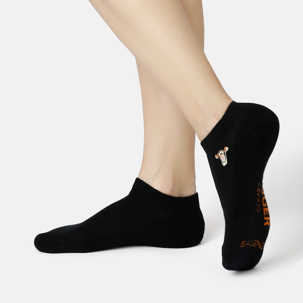 
                      
                        Women’s Winnie The Pooh Themed Embroidered Ankle Socks
                      
                    