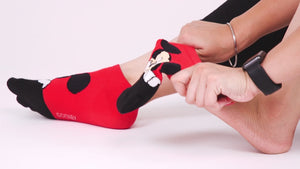 
            
                Load and play video in Gallery viewer, Balenzia x Disney Character Lowcut socks for Women- Mickey &amp;amp; Minnie (Pack of 2 Pairs/1U)(Free Size) Red, Pink
            
        